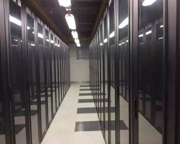 如何选择马来西亚CN2 GIA服务器提高性能